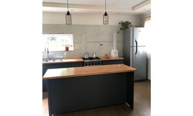 EN VENTA CASA EN LAS GOLONDRINAS