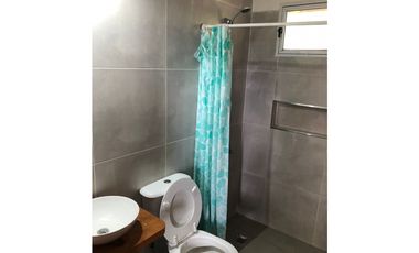 EN VENTA CASA EN LAS GOLONDRINAS