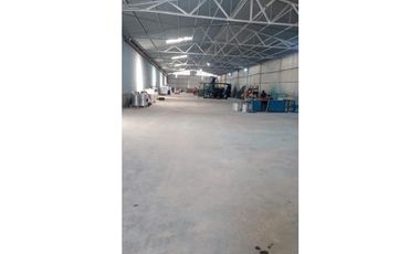 ALQUILER - GALPON 1.100 MTS - FERREYRA - CORDOBA CAPITAL