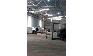 ALQUILER - GALPON 1.100 MTS - FERREYRA - CORDOBA CAPITAL