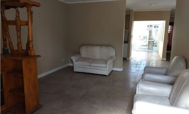 Casa en ALQUILER, Riobamba al 1300 Merlo Sur