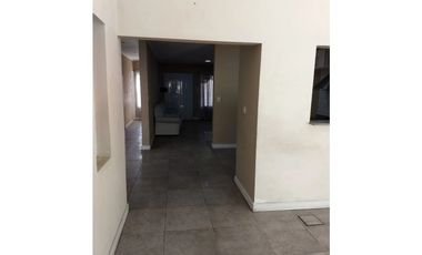 Casa en ALQUILER, Riobamba al 1300 Merlo Sur