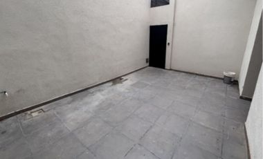 OPORTUNIDAD !!! PH A ESTRENAR DE 3 AMBIENTES CON PATIO