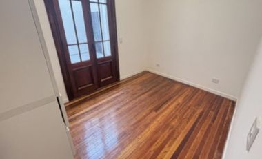 OPORTUNIDAD !!! PH A ESTRENAR DE 3 AMBIENTES CON PATIO