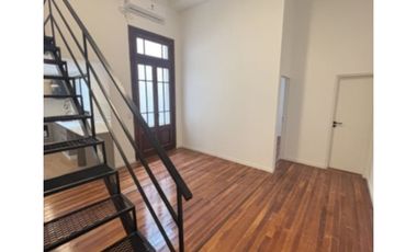 OPORTUNIDAD !!! PH A ESTRENAR DE 3 AMBIENTES CON PATIO