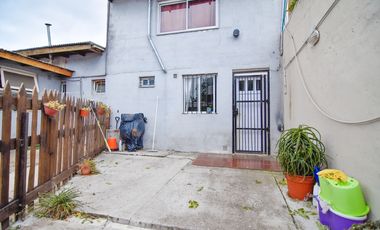3 propiedades en block con garage, patio y quincho - Mexico y Castelli