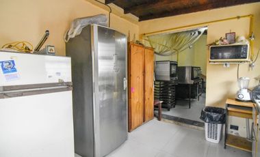 3 propiedades en block con garage, patio y quincho - Mexico y Castelli