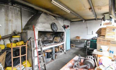 3 propiedades en block con garage, patio y quincho - Mexico y Castelli