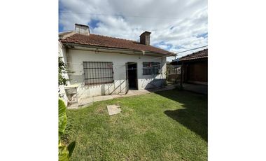 VENTA - Chalet 3 amb, con quincho + parrilla - Zona Punta Mogotes