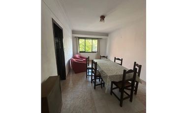 ALQUILER 24 MESES - Casa 4 amb, cochera + amplia terraza - Parque Luro