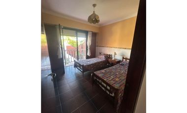 ALQUILER 24 MESES - Casa 4 amb, cochera + amplia terraza - Parque Luro