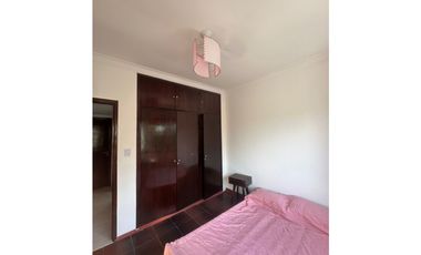 ALQUILER 24 MESES - Casa 4 amb, cochera + amplia terraza - Parque Luro