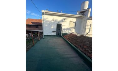 ALQUILER 24 MESES - Casa 4 amb, cochera + amplia terraza - Parque Luro