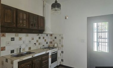 PH en alquiler c/ cochera en San Justo apto comercial