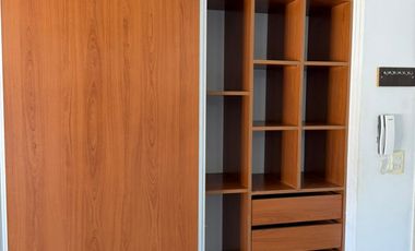 Monoambiente en alquiler sobra Av. Crovara en Villa Madero