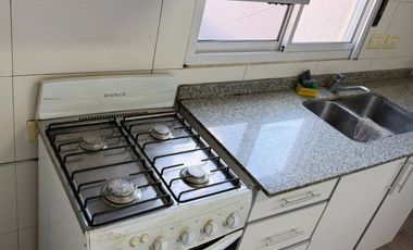 Monoambiente en alquiler sobra Av. Crovara en Villa Madero