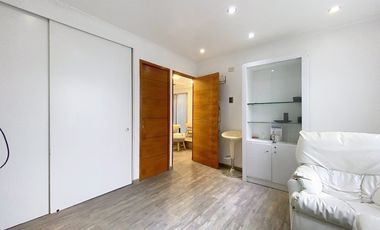 ARRIENDO LOCAL LOS DOMINICOS 7683 DESDE $690.000