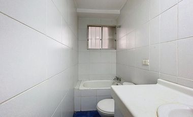 ARRIENDO LOCAL LOS DOMINICOS 7683 DESDE $690.000