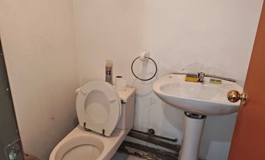 ARRIENDO OFICINA PIO X 2460-PROVIDENCIA 3P-2B+1 SALA REUNIÓN