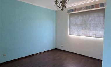 Casa en Arriendo en Av. Santa Cruz