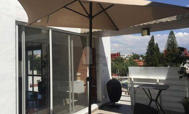 Departamento amueblado penthouse en renta tipo loft en la Noria, Puebla, Puebla.