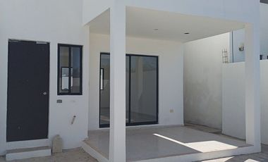 Casa en venta de 2 habitaciones en Caucel Mérida, Yucatán