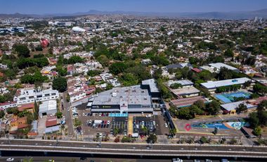 Casa en Venta en la Seattle para Desarrollo
