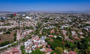 Casa en Venta en la Seattle para Desarrollo
