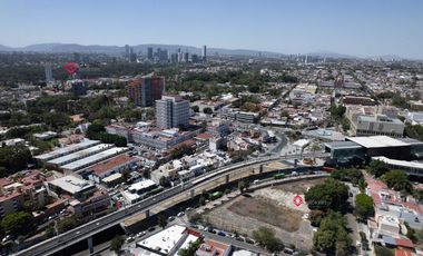 Casa en Venta en la Seattle para Desarrollo
