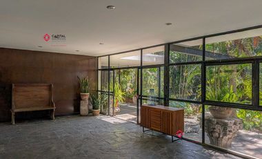 Casa en Venta en la Seattle para Desarrollo