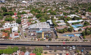 Casa en Venta en la Seattle para Desarrollo