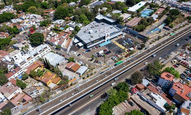 Casa en Venta en la Seattle para Desarrollo