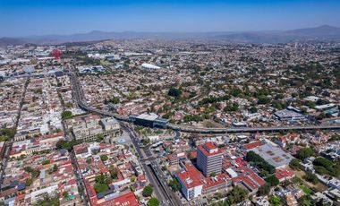 Casa en Venta en la Seattle para Desarrollo