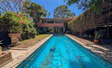 Casa en Venta en la Seattle para Desarrollo