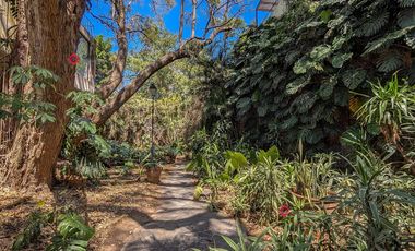 Casa en Venta en la Seattle para Desarrollo