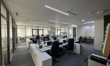 OFICINA EN RENTA EN VALLE ORIENTE, SAN PEDRO GARZA GARCIA