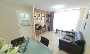 Depto 3d+1b Con Patio, Amoblado Y Estacionamiento.