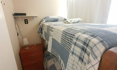 Depto 3d+1b Con Patio, Amoblado Y Estacionamiento.