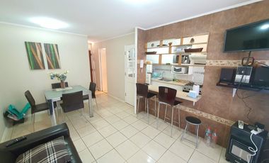 Depto 3d+1b Con Patio, Amoblado Y Estacionamiento.