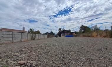 TERRENO URBANO DE 960MT2, 140MT2 CONSTRUIDOS,  MOLINA MAULE