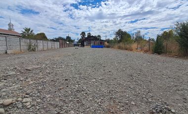 TERRENO URBANO DE 960MT2, 140MT2 CONSTRUIDOS,  MOLINA MAULE