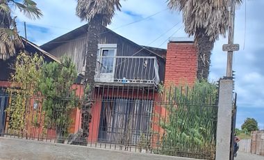 TERRENO URBANO DE 960MT2, 140MT2 CONSTRUIDOS,  MOLINA MAULE