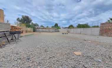 TERRENO URBANO DE 960MT2, 140MT2 CONSTRUIDOS,  MOLINA MAULE