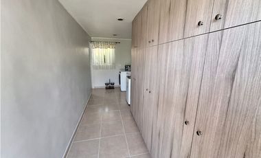 Venta de Casa Familiar 3D 2B 1E en Condominio San Esteban