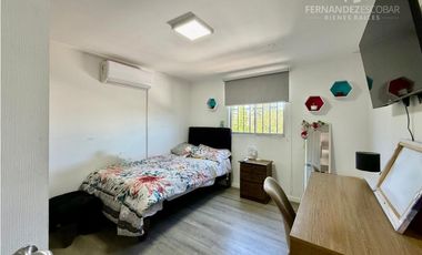 SAN FELIPE - VENDE CASA DE DOS PISOS 6D 2B VILLA PORTONES DEL INCA