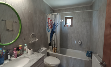 ARRIENDO AMPLIA CASA - LOTEO LOS AROMOS