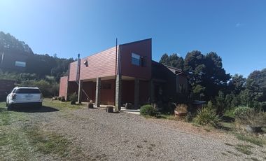 ARRIENDO AMPLIA CASA - LOTEO LOS AROMOS