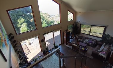 ARRIENDO AMPLIA CASA - LOTEO LOS AROMOS