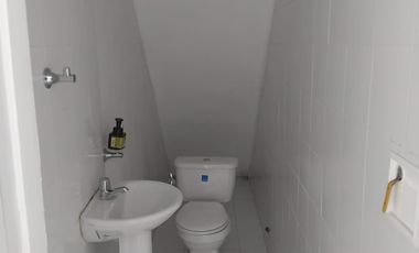 Local esquinero en mall comercial de la ceja