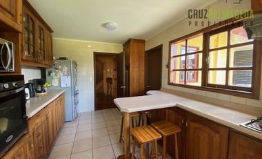 Casa en Venta en Atención Inversionistas !!!! Casa esquina con amplio terreno en sector Egaña
